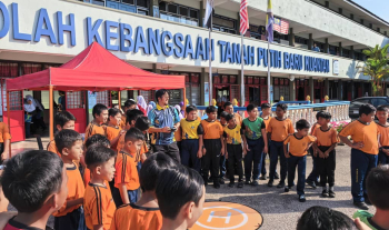 Murid SK Tanah Putih Baru Teruja Terokai Inovasi STEM Bersama FTKEE UMPSA 